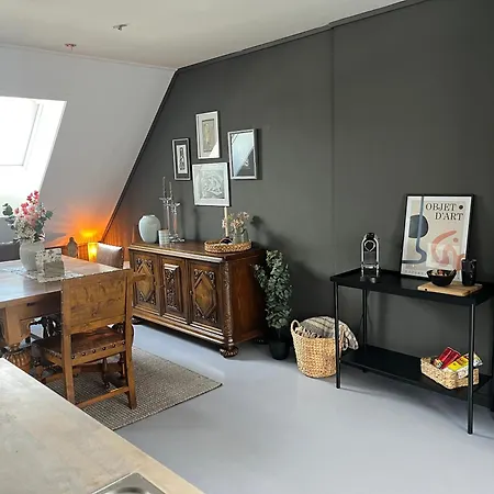 The Jugend Loft Lägenhet
